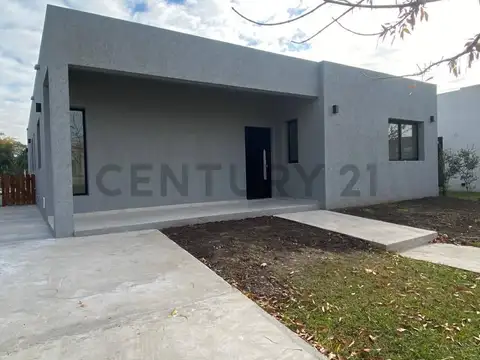 CASA 5 AMBIENTE EN SANTA LUCIA