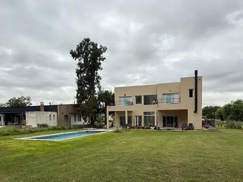 Casa en Venta de 4 dormitorios