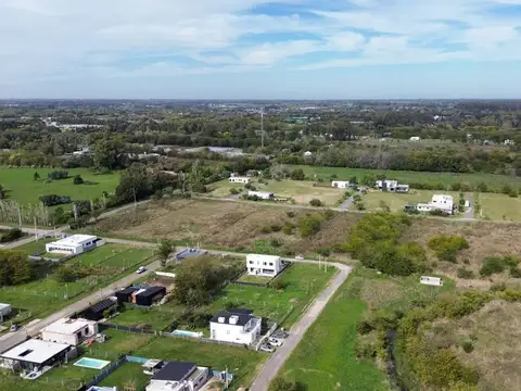 Terreno en Venta en City Bell, USD 330.000