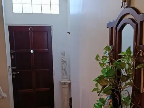 Casa en Venta en Parque Chacabuco, USD 390.000