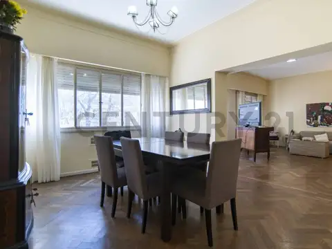 53 entre 7 y 8 600, Piso 0