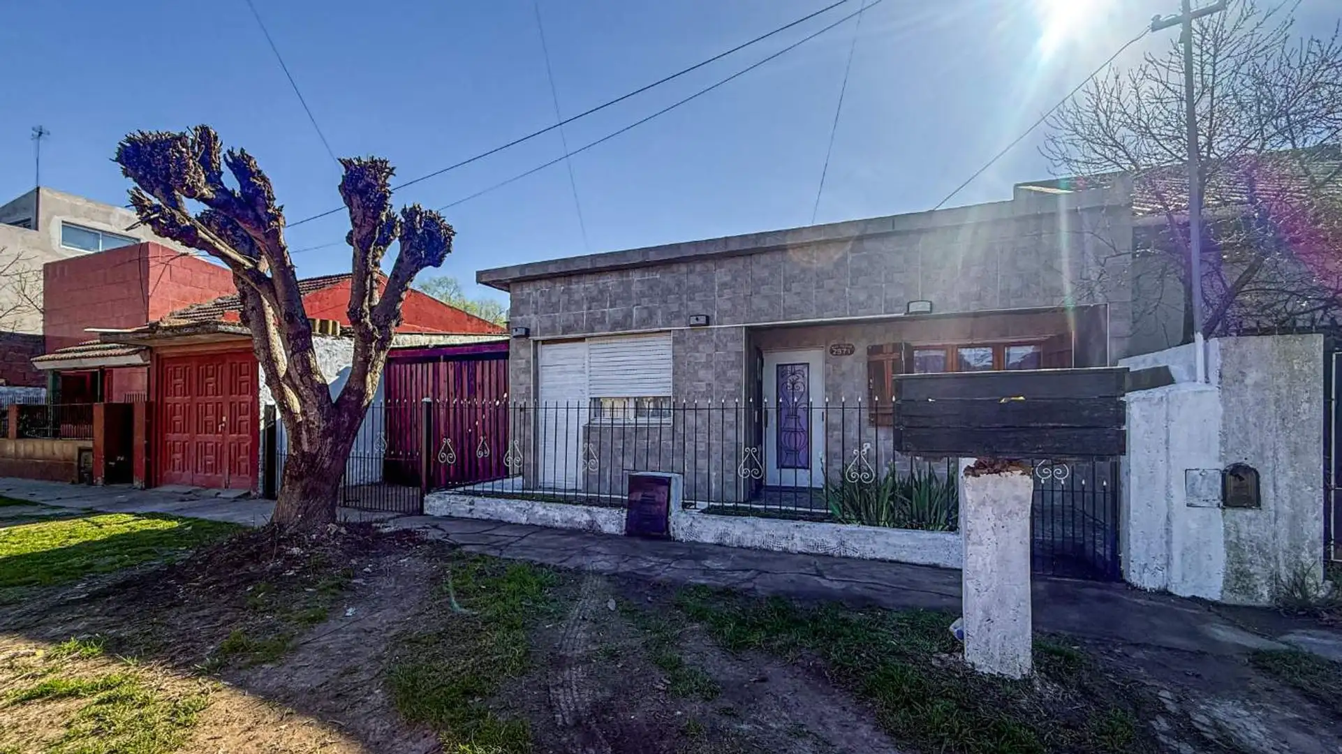 VENTA CASA 3 AMBIENTES PATIO GALPON BATAN