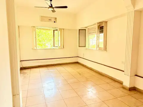 PH EN VENTA 4 AMB SAN ISIDRO CON BALCON Y PATIO