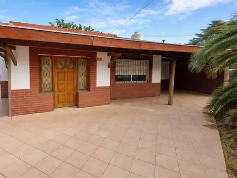 Diaz Velez 100
