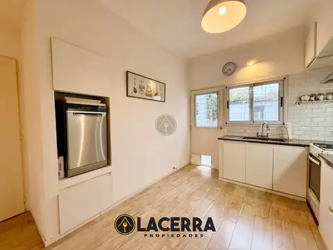 Casa 7 ambientes con 3 baños