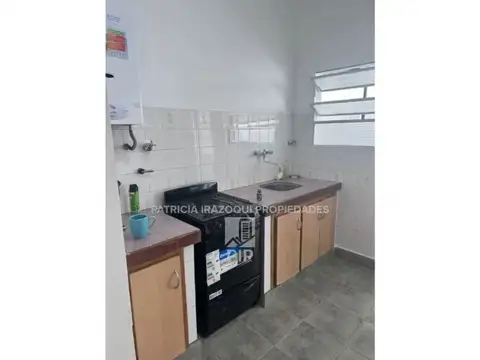 Depto Tipo Casa en Alquiler de 3 ambientes