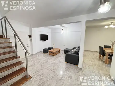 Depto Tipo Casa en Venta en Ramos Mejía Sur, USD 105.000