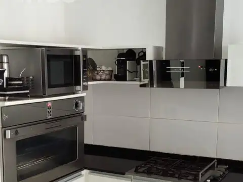 Casa en Venta en Funes, USD 230.000