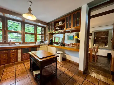 Venta casa con pileta y Parrilla Quilmes Don Bosco