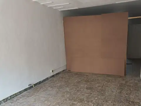 Local en Venta Via Pública