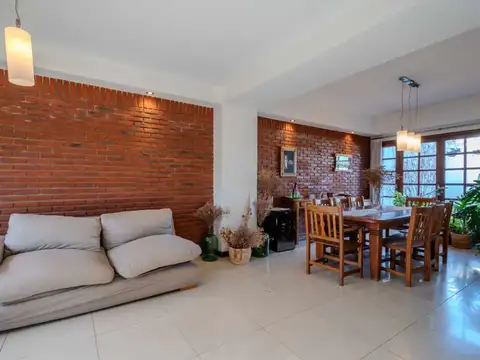 Casa en Venta en Los Troncos, USD 590.000