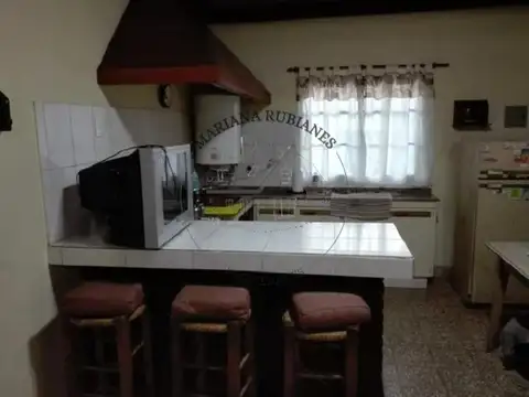 Quinta en Venta con 2 cocheras