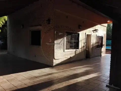 Quinta en Venta en La Lonja, USD 140.000