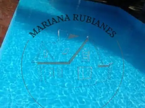 Quinta en Venta de 2 dormitorios