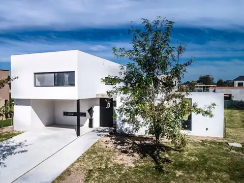 Casa en Alquiler de 4 dormitorios