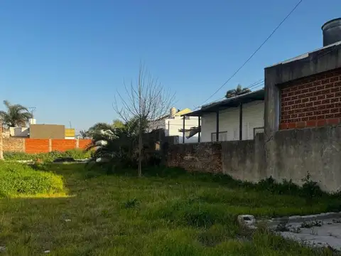 VENTA -LOTE 9.5 X 43.65 + PH-  Moron Sur