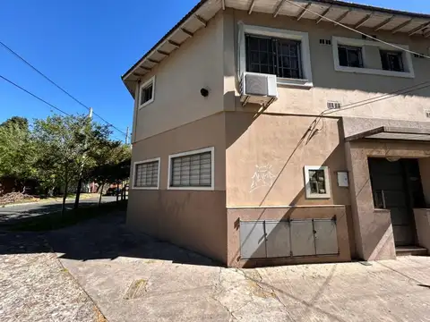 VENTA DTO DOS AMBIENTES .LOMAS DE ZAMORA .PERMUTA