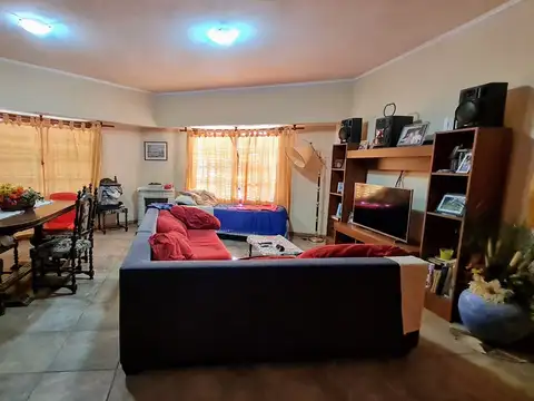 Casa en Venta en Caseros, USD 118.000