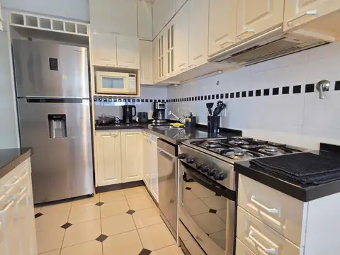 Departamento 4 ambientes con 2 baños