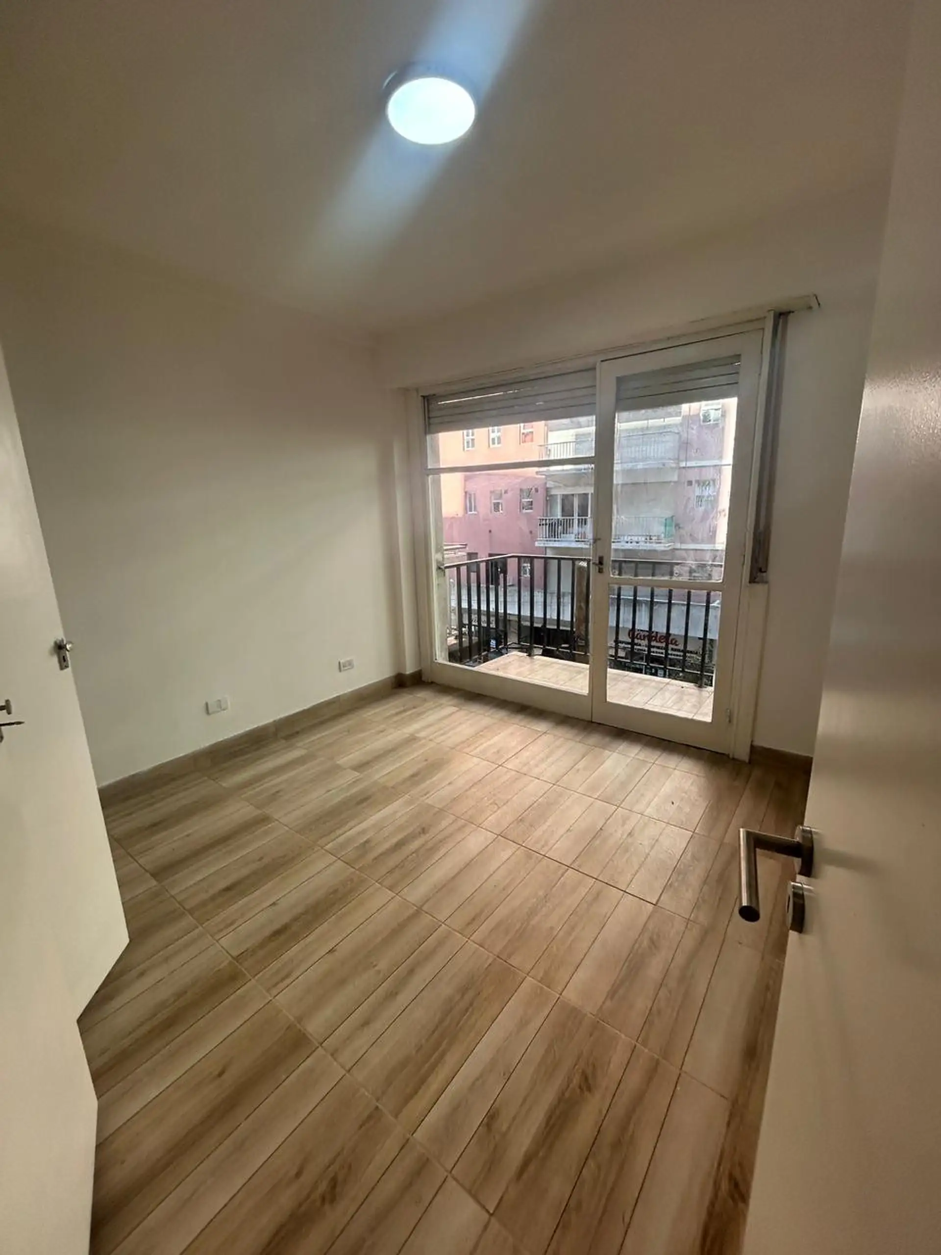 Depto 2 amb, 40m² a la calle con balcón — Mar del Plata