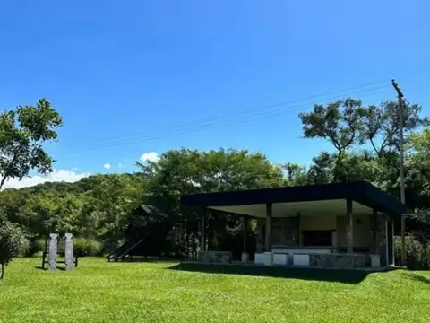 Terreno en Venta en Villa San Lorenzo, USD 88.500