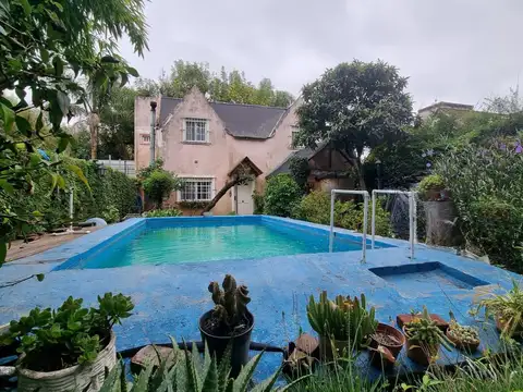 Casa en venta con pileta en Las Glicinas , Zona Office Park, Del Viso, Pilar. Excelente ubicación!