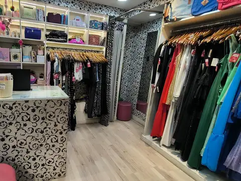 Av. Acoyte  y Av. Rivadavia