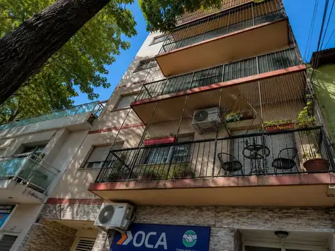 VENTA DPTO 3 AMBS LINIERS CENTRO C/ PATIO LAVADERO