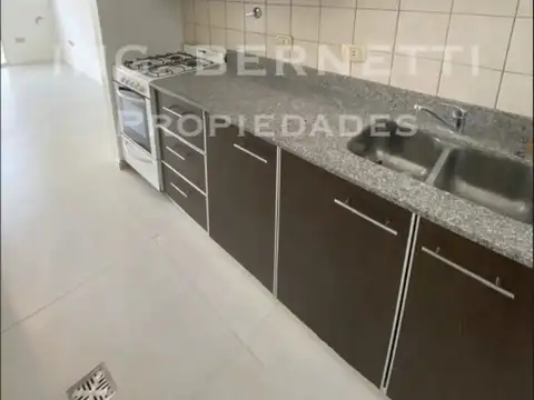 Departamento en Alquiler en Villa Pueyrredon, $ 950.000
