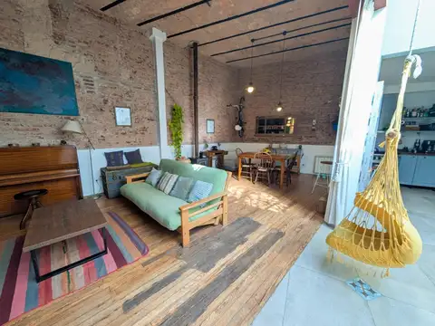 Depto Tipo Casa en Venta de 4 ambientes