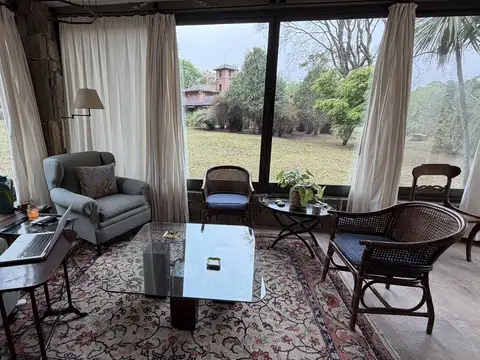 Casa 6 ambientes con 3 baños