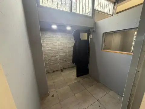 Local en Alquiler en Villa Dominico, $ 1.200.000