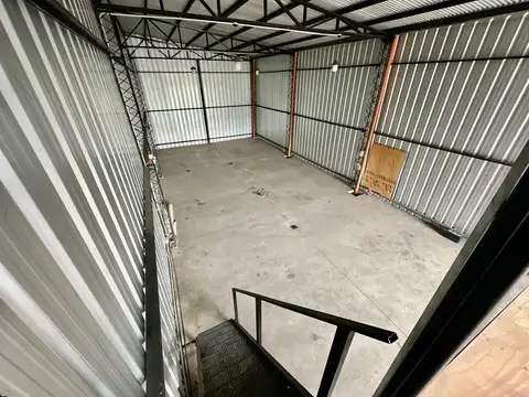 ALQUILER GALPON 150M2 ARGUELLO NORTE