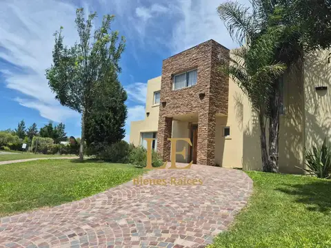 Casa en Venta en San Matias, USD 249.000