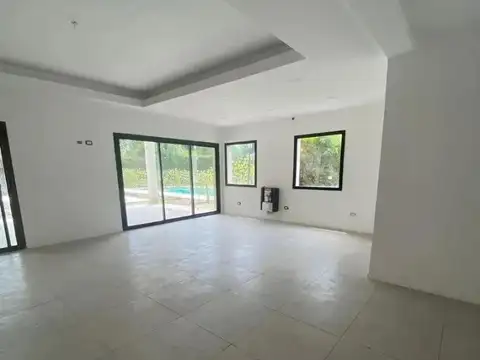 Casa en Venta con 1 cochera