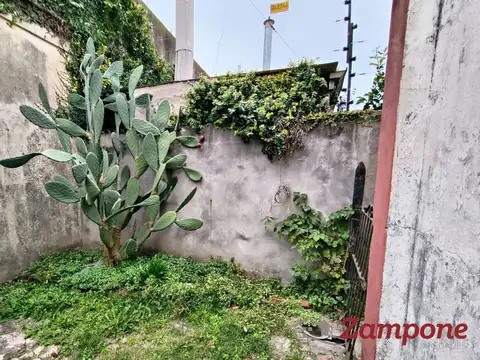 Depto Tipo Casa en Venta al Noroeste