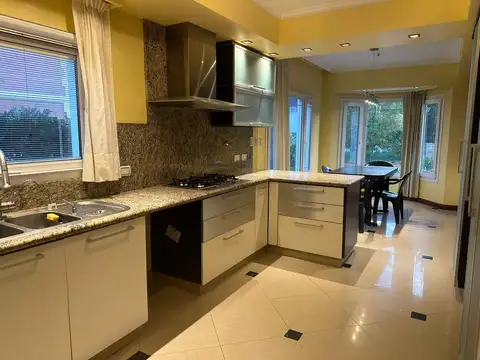 CANNING Casa en Saint Thomas Sur