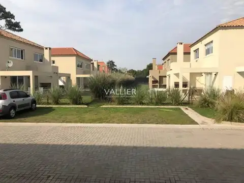 Casa  en Venta en  Saraví Village , Pilar, G.B.A. Zona Norte