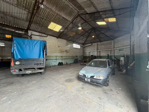 Galpon en Alquiler 25  mts Frente