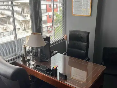 Oficina en venta - 5 Ambientes - Cocina - 95Mts2 - San Cristóbal