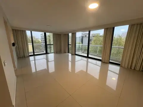 Departamento en Alquiler con 2 cocheras