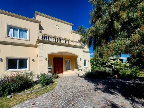 Casa en venta en Barrio San sebastian area 5