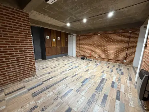 Ramirez 200, Piso 1°