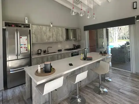 CASA CHACRA 4 AMB VENTA BARRIO EL ADUAR ZARATE