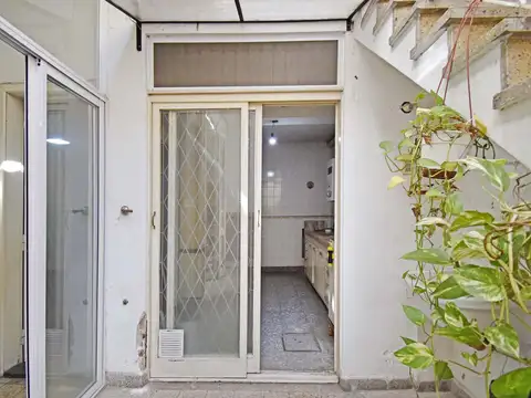 Depto Tipo Casa en Venta 40 años