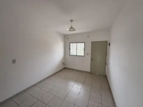 Departamento en Alquiler en Pilar, $ 400.000