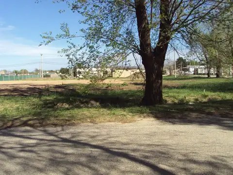 Venta Lavalle y Chacabuco 5 lotes Servicios Residencia