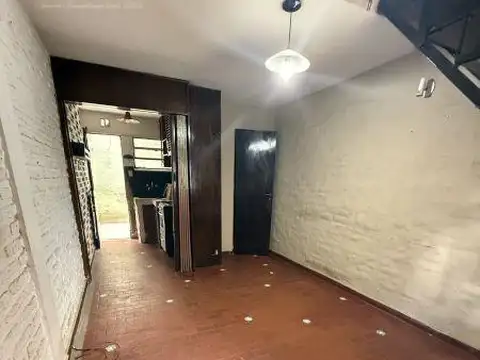 Depto Tipo Casa en Alquiler en Morón Norte, $ 550.000