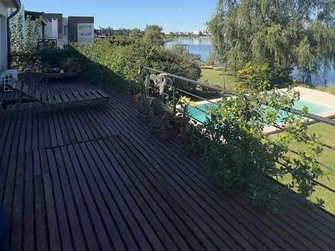 Casa en Venta en El Cantón, USD 330.000