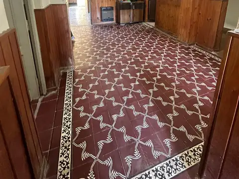 Casa 5 ambientes con 2 baños